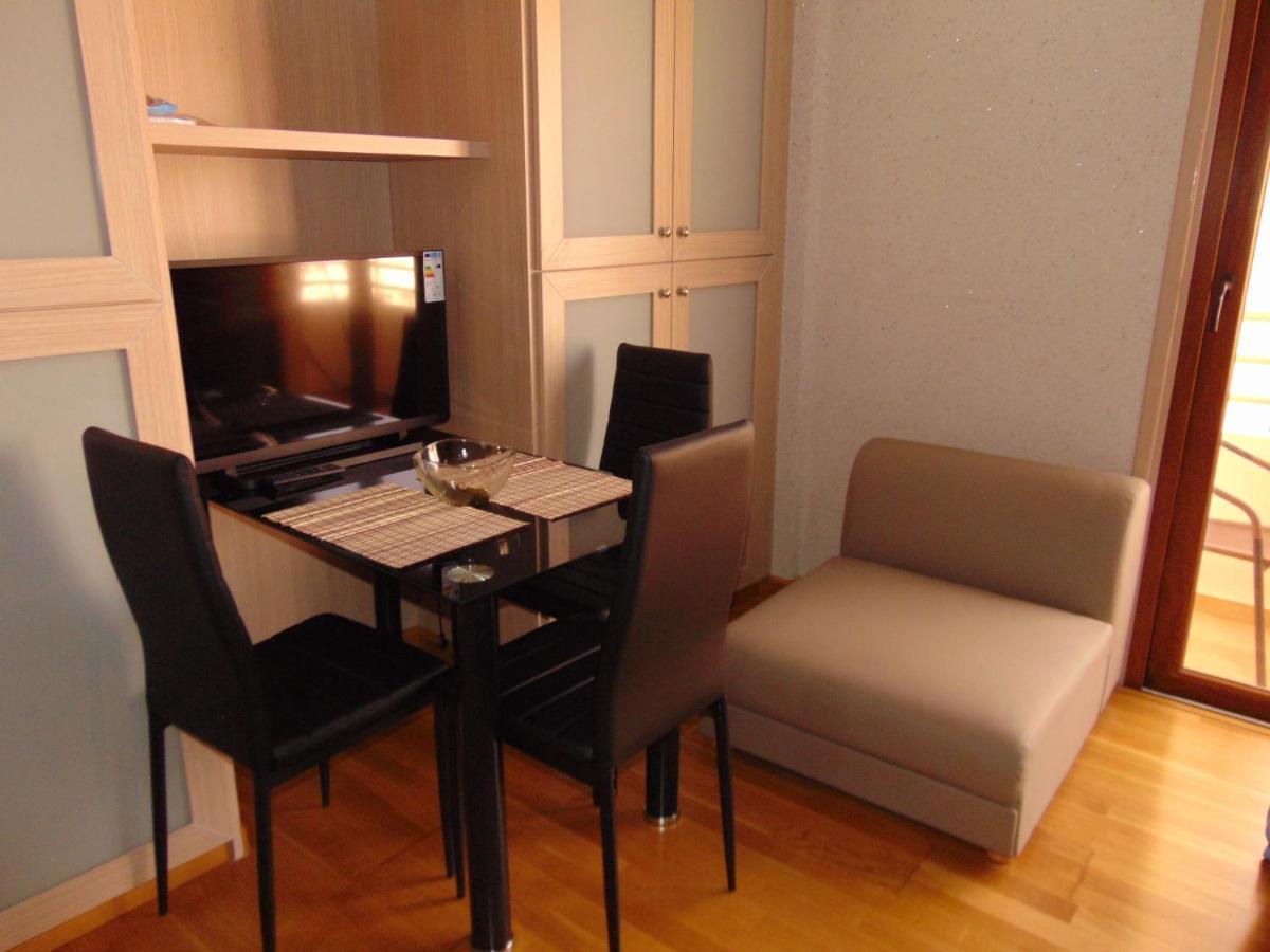 Ithaki Phinikoudes Apartment No. 207 ラルナカ 部屋 写真