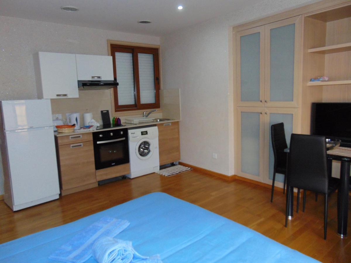 Ithaki Phinikoudes Apartment No. 207 ラルナカ 部屋 写真